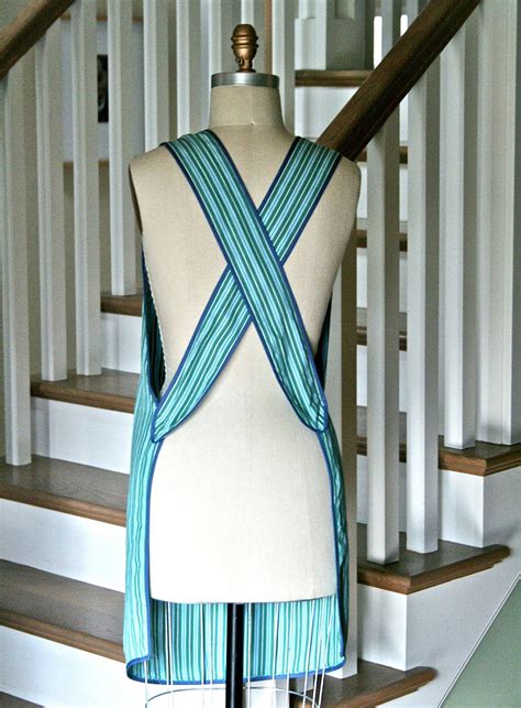 New Tutorial: Recycled Men's Shirt Apron | Men's shirt ...