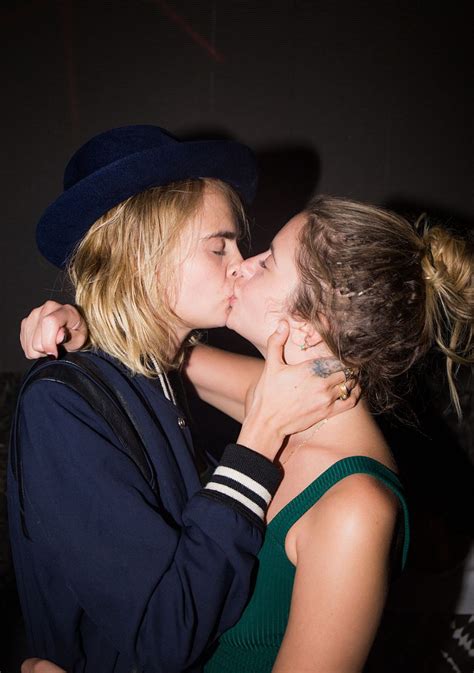 Cara Delevingne And Ashley Benson Sexy 42 Photos Thefappening