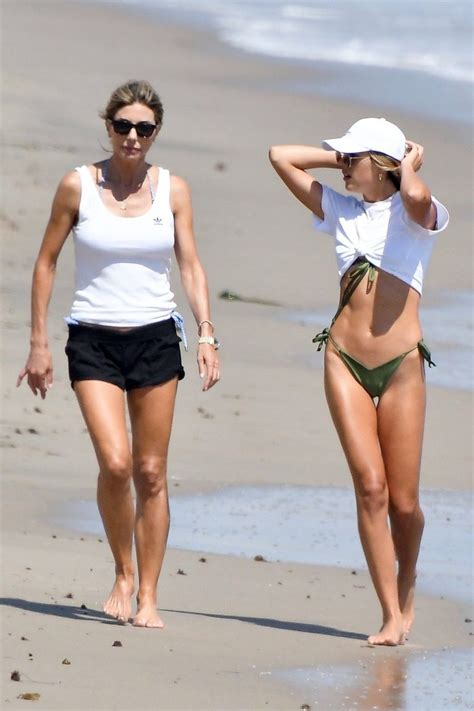Jennifer Flavin Sophia Sistine And Scarlett Stallone Enjoy A Day On The Beach 113 Photos