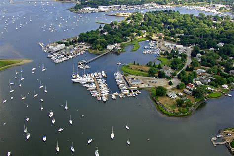 The Best Breweries To Visit By Boat In 7 New England Harbors