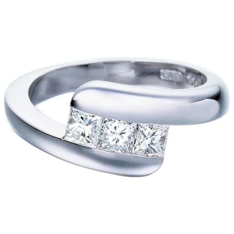 Contemporary Diamond Trilogy Style Engagement Ring — Jewellery Discovery