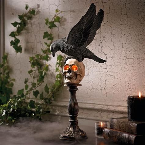 Skull Raven Flying Pedestal Halloween Skeleton Props Fairy Halloween