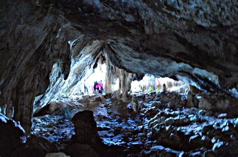Aires De Monda Cueva Santa De Monda Las EntraÑas Del Paisaje