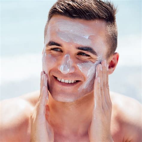 آفتاب سوختگی پوست و روش های پیشگیری و نحوه درمان آن