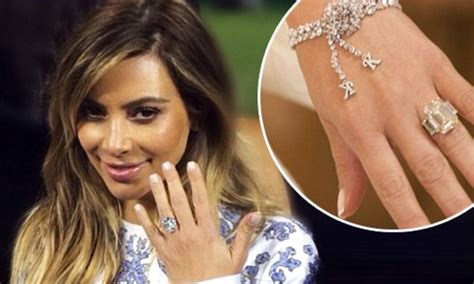 Kim Kardashians Engagement Ring Designed By Kanye West Daily Mail Online