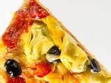 Hackmasse tomaten und zucchini auf der pizza verteilen und mit mais und schafskäse bestreuen. Hackfleisch-Pizza mit Paprika Rezept | LECKER