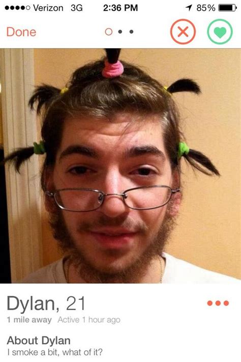 20 Hilariously Bad Tinder Profiles Funny Gallery Ebaums World