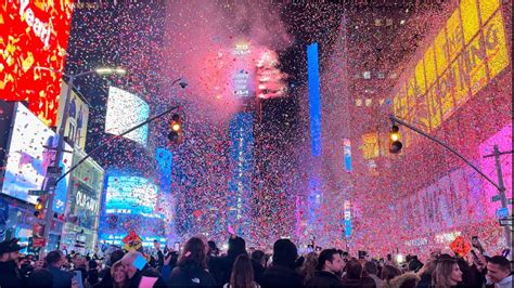 Nyc Times Square New Years Eve 2023 Ball Drop Countdown Full Youtube