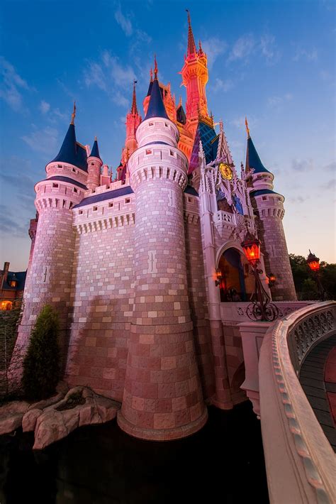 Disney has mastered the art of customer service experience with 3 keys to creating magical experiences for all of their customers. Uber v. Rental Cars at Disney World - Disney Tourist Blog