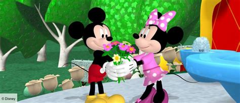La Maison De Mickey Mickey Et Donald Ont Une Ferme - Mickey et Donald ont une ferme - La maison de Mickey - Télé-Loisirs