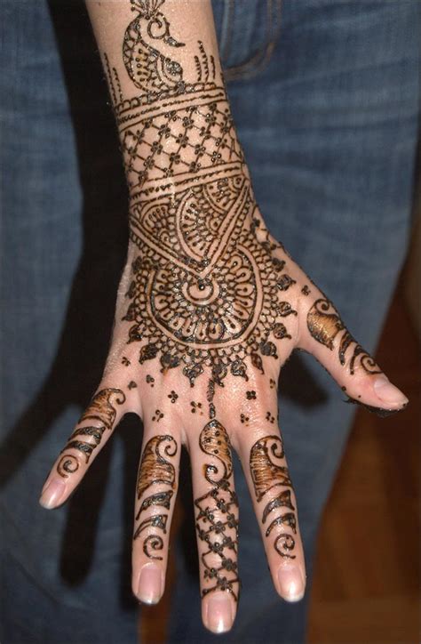 15 Pretty Pakistani Arabic Mehndi Designs For You