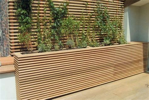 40 Beautiful Privacy Fence Planter Boxes To Upgrade Your Outdoor Space