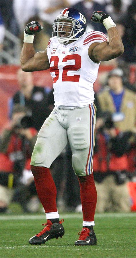 Michael strahan, an nfl hall of famer, played defensive end for the giants from 1993 until 2008. Michael Strahan - 10 Greatest Draft Steals for the New ...