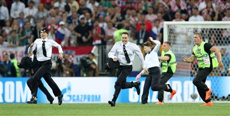 Russian Punk Band Pussy Riot Says Invaded Pitch During World Cup Final Myrepublica The New