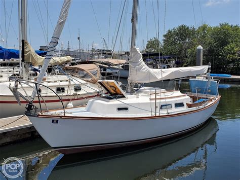 Cape Dory 25 For Sale In United States Of America