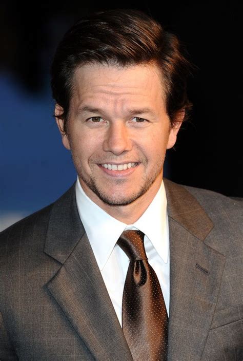Mark Wahlberg Height Weight Body Measurements And Wikis