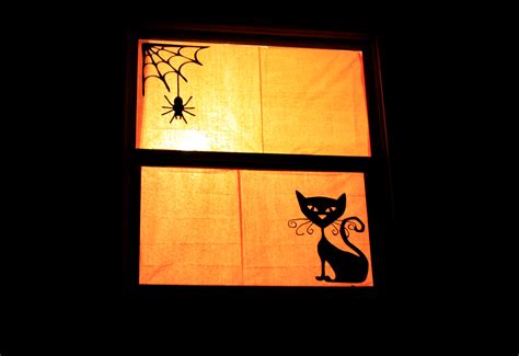 Halloween Silhouette Windows Who Arted