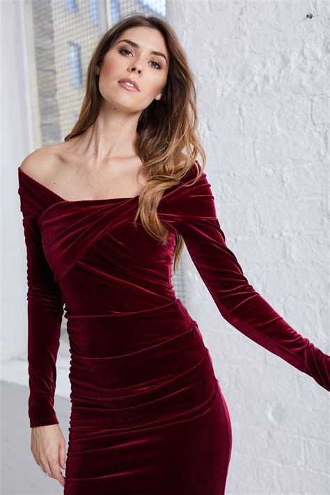 This Off Shoulder Velvet Dress Is Your Ideal Party Piece This Season