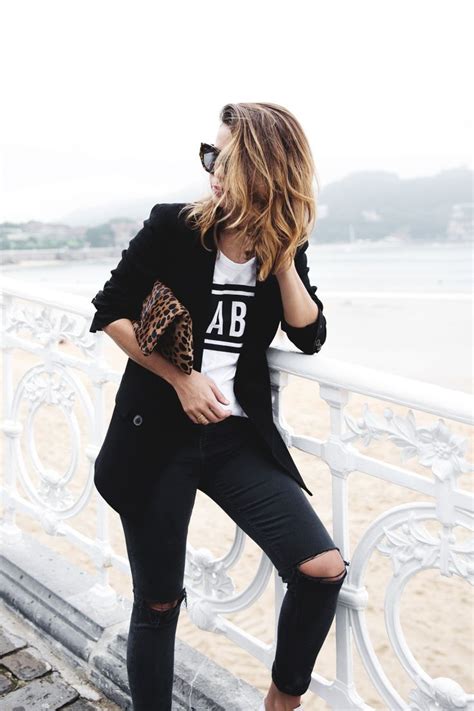 20 Black And White Street Style Outfits For Teens To Copy Right Now