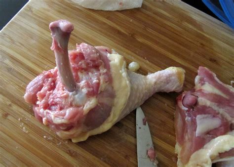 I usually eat my chicken legs on the go so weighing them. Smells Like Food in Here: Bone Out Chicken Legs