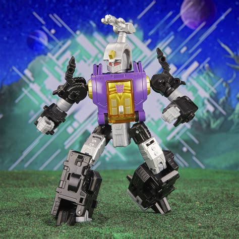 Transformers Toys Legacy Evolution Deluxe Class Insecticon Bombshell