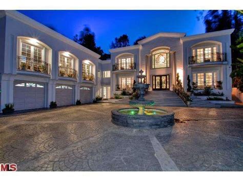 Sean Diddy Combs Former Mansion Listed For 109m Zillow Porchlight