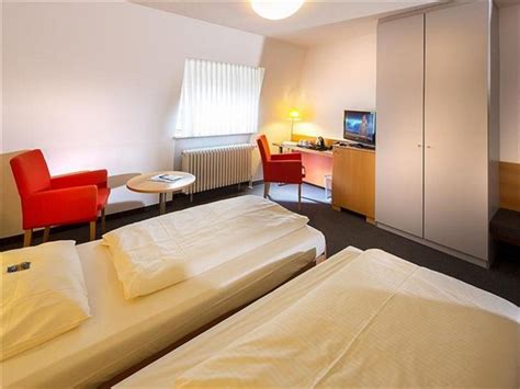 Located in frankfurt's innenstadt neighborhood, hotel spenerhaus is in the city center and near a metro station. VCH-Hotel Spenerhaus, Tagungshotel in Frankfurt am Main ...