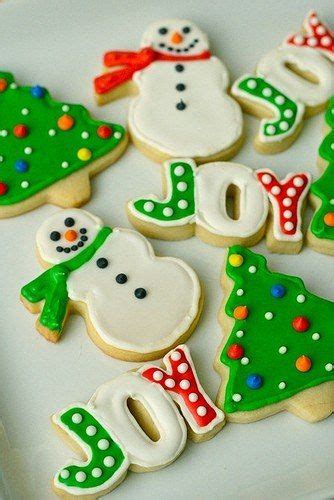 The 21 best ideas for christmas cookies royal icing.change your holiday dessert spread out right into a fantasyland by serving typical french buche de noel, or yule log cake. 17 Best images about Cookie Decorating Ideas on Pinterest ...