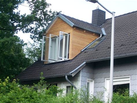 Heute begleiten wir ingo wieder auf die baustelle, der kamin wird aufgebaut. Gaube, Dachgauben, Haus umbau