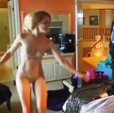 Naked Amanda Schull In Grimm