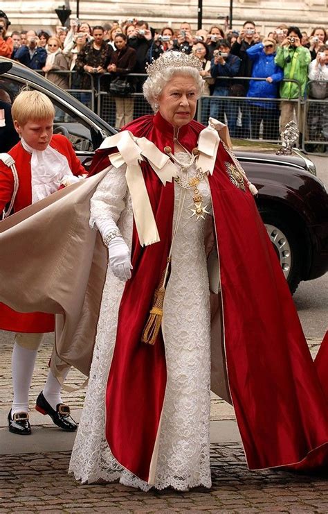 Queen Elizabeth II | Queen elizabeth, Royal queen, Queen ...