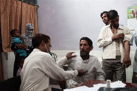 Graft Poisons Uttar Pradeshs Health System In India The New York Times