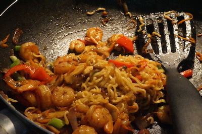 Allow 2 boil for about 2mins. Indomie Stir - Fry