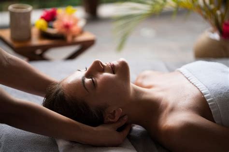 Here Are 3 Spiritual Massages That Will Make You Feel More Zen How