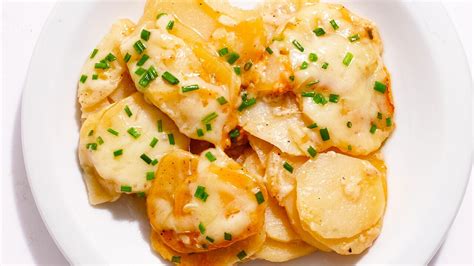 Slow cooker scalloped potatoes are the wingman of dinner party season! Best Crock Pot Scalloped Potatoes Recipe Ever : Crock Pot ...