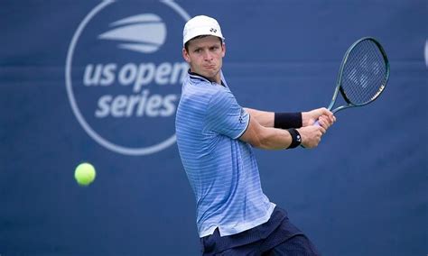 Born 11 february 1997)2 is a polish professional tennis player. Hubert Hurkacz Ends Poland's 37-Year Wait For An ATP Champion - UBITENNIS