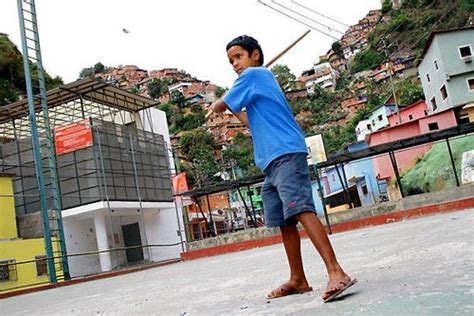Como ocurre con el nombre, el juego puede variar ligeramente dependiendo de la zona en la que se practique. Los juguetes tradicionales venezolanos - Haiman El Troudi