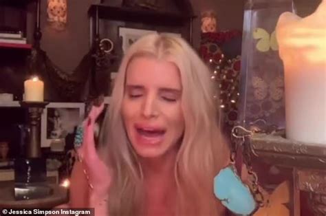 Jessica Simpson Hits Back At Haters With Impassioned Rendition Of Her Song After Sparking