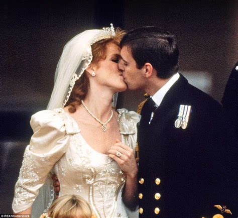 A Look Back At The Day Prince Andrew Married Flame Haired Fergie Royal Wedding Gowns Sarah