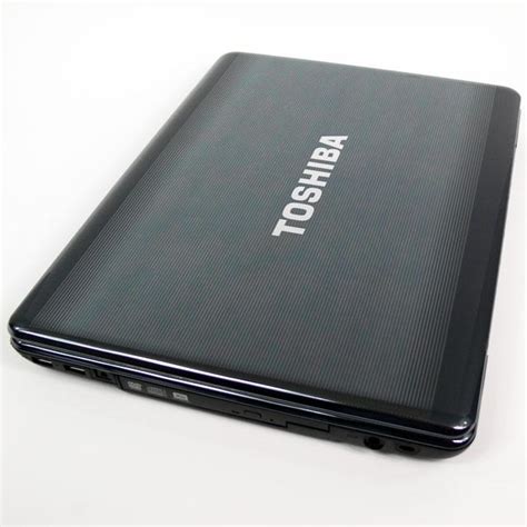 Toshiba Satellite T5750 2ghz 200gb 17 Inch Laptop Refurbished