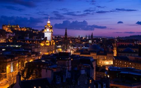 Edinburgh Scotland Skyline 2560x1600 Wallpaper