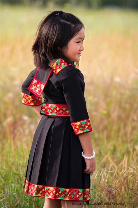 Hmong Fashion - Hmong Fashion added a new photo — with... | Facebook