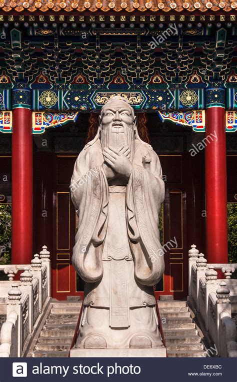 Confucius Statue At The Dacheng Hall Confucius Temple Beijing China
