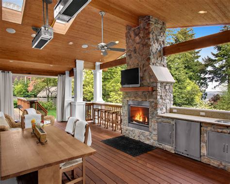 What features would be on your list for your dream outdoor kitchen design? Cook in Style With These Outdoor Kitchen Design Tips - Eloan