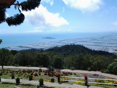 Ku ukir namamu di awan gunung jerai. Drive Up To "Mount Jerai" To Experience The Calm ...