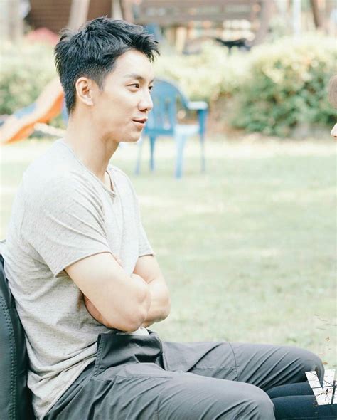 His very first song as a singer 'because you're my girl' became one of the most. Lee Seung Gi- Vagabond | Lee seung gi, Son oh gong, Lee