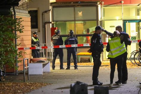 Schüsse In Hamburg Opfer Landet Schwer Verletzt Im Krankenhaus