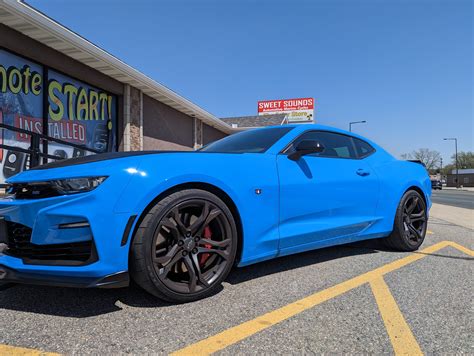 Experience Cool Comfort and Enhanced Style with Autobahn Ceramic i3