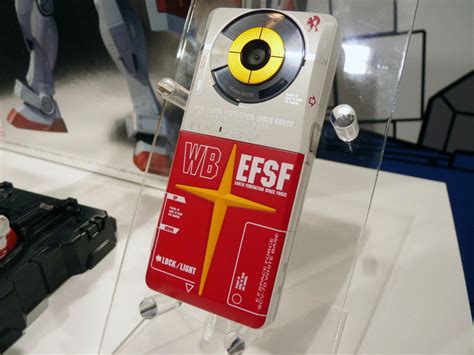 Tape to get cell phone pass metal detector. Lifestyle: "Gundam" Cell Phone by Softbank (Gunpla 945SH G ...