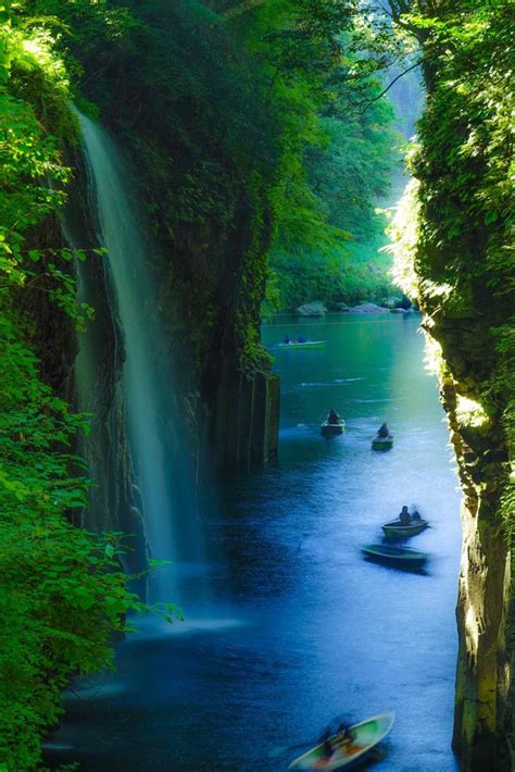 Musts © ぶぶとんアタック Manai Falls Takachiho Gorge Miyazaki Prefecture